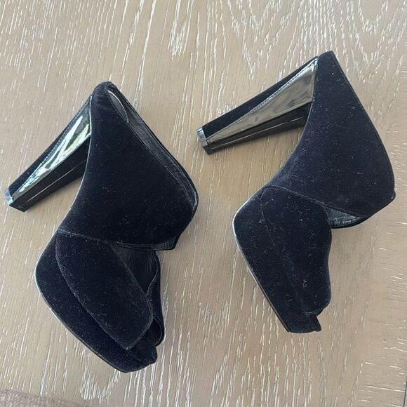 Adrianna Papell Black Velvet Mules Block Heel Peep Toe Dress Shoes Women’s Sz 8 - Picture 5 of 12